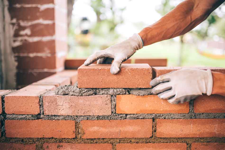 Back-Pain-in-Bricklayers